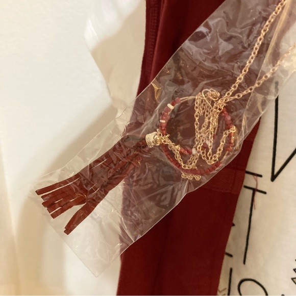 NWT Girls Love Tee Set, Vest, Necklace Size Large L 10 / 12 - Picture 5 of 9